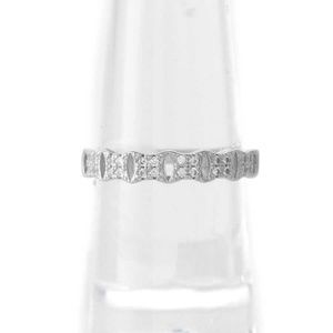 Cubic zirconia ring